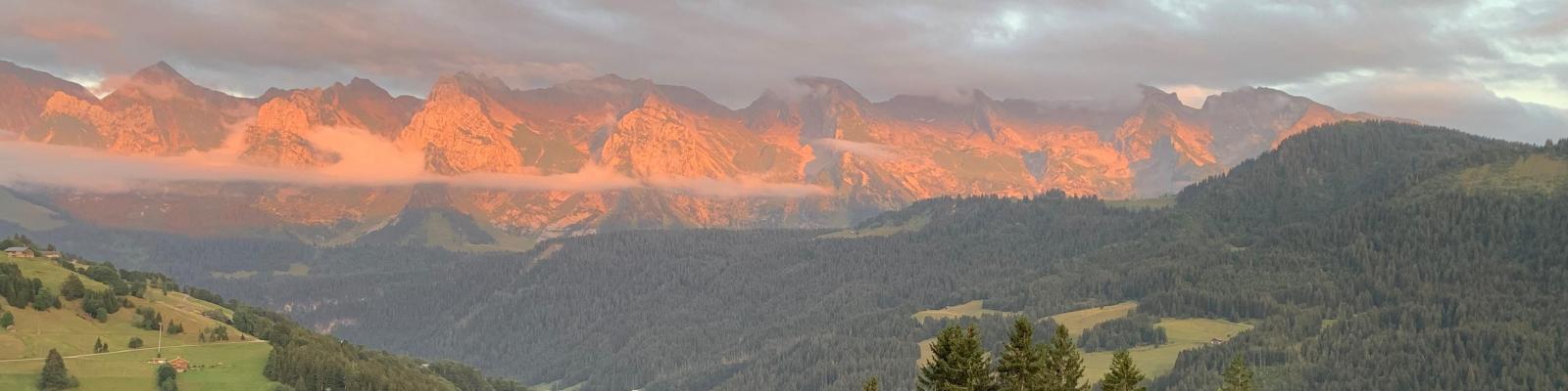 Chaine des Aravis, vue du chalet